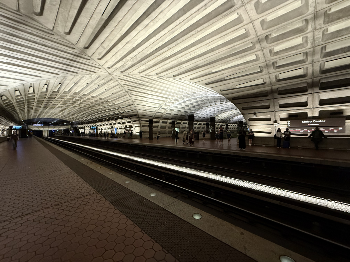 Metro Center, Red Line Platform
