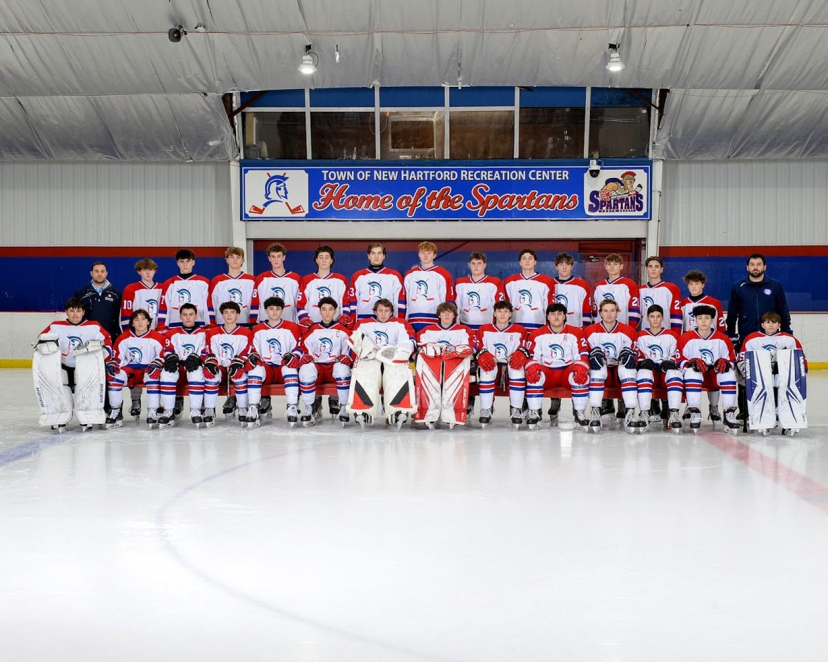 Team Photo of Spartan Hockey Team